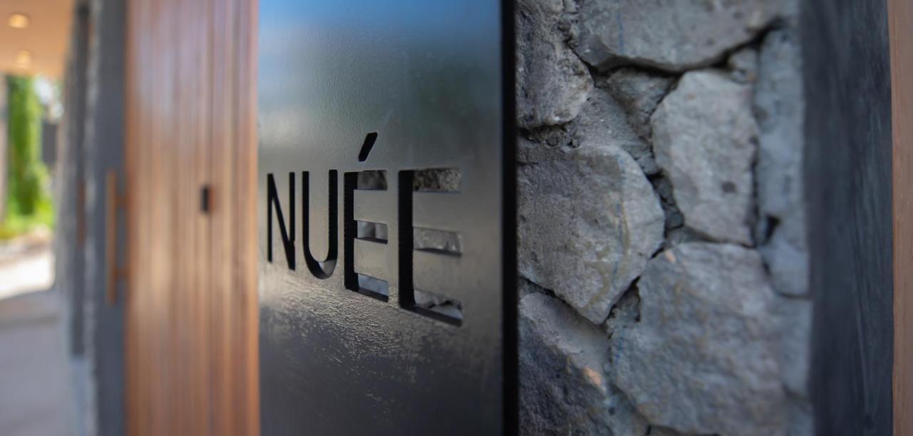 Hotel Nuee & Club